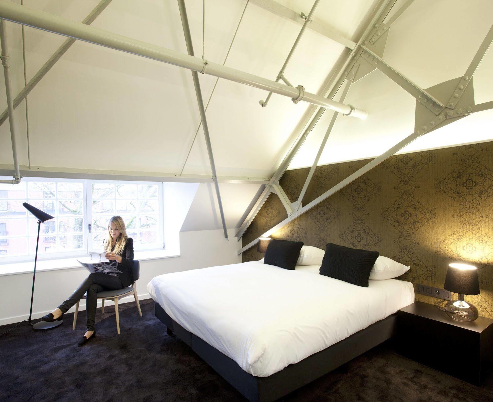 Hotel The Lodge Вилворд Екстериор снимка