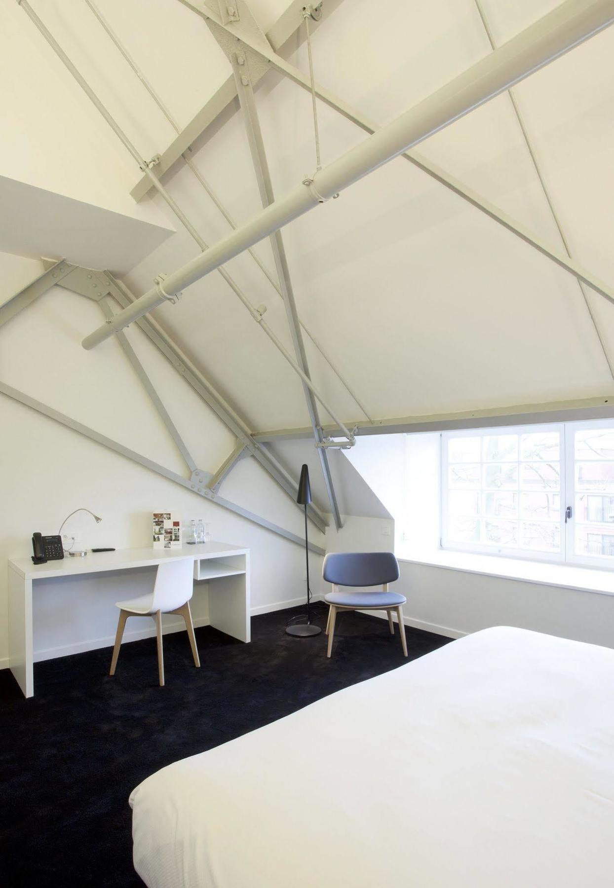 Hotel The Lodge Вилворд Екстериор снимка