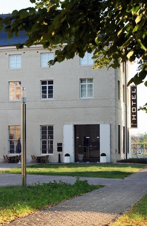Hotel The Lodge Вилворд Екстериор снимка